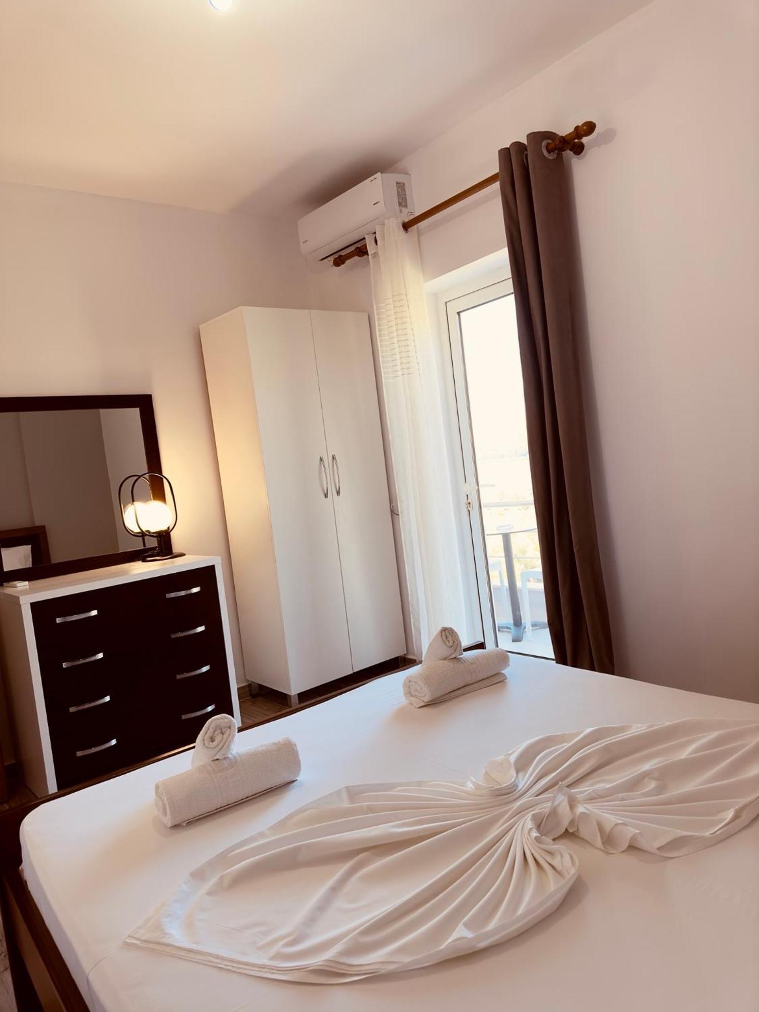 Villa Merkuri Himarë Extérieur photo
